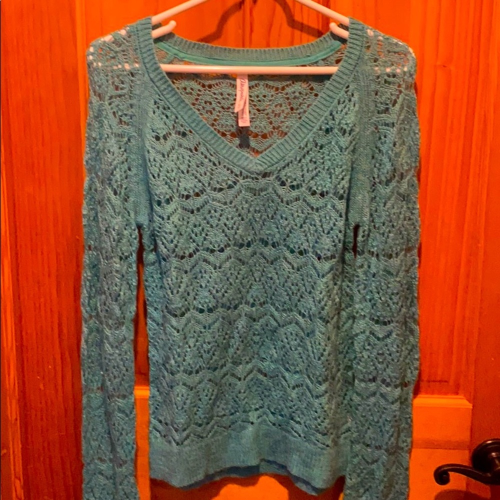 Women’s Aeropostale Size Medium Sweater